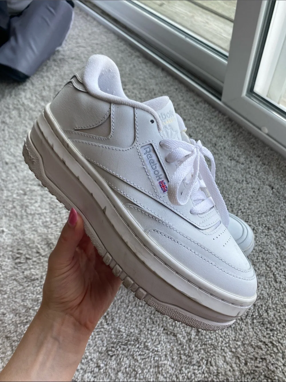 Reebok Club C Extra Sneaker - Women's Size 6